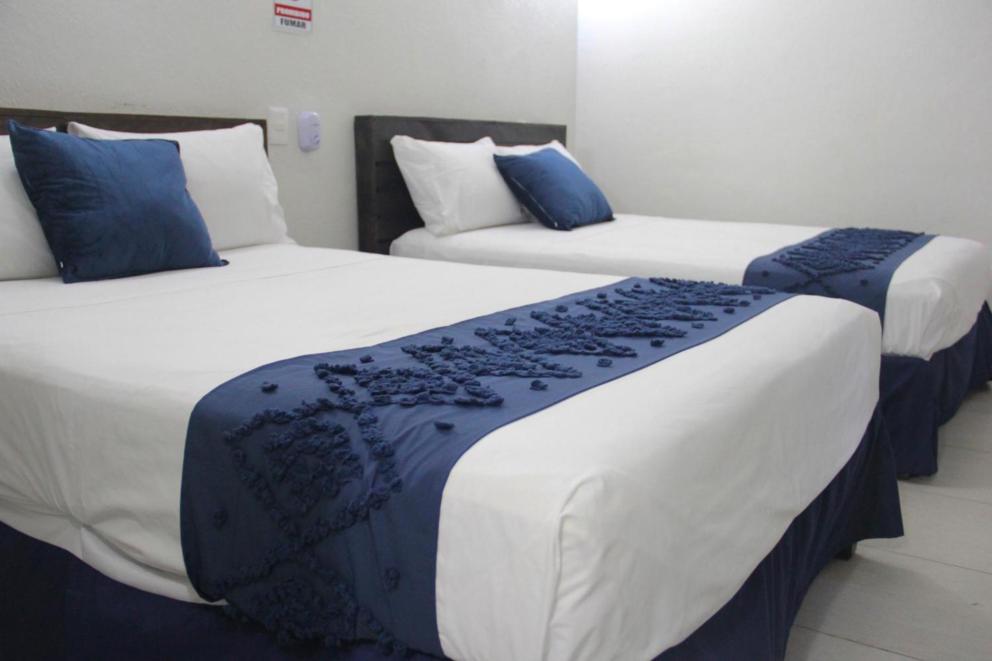 קולימה Hotel Juarez 70 חדר תמונה